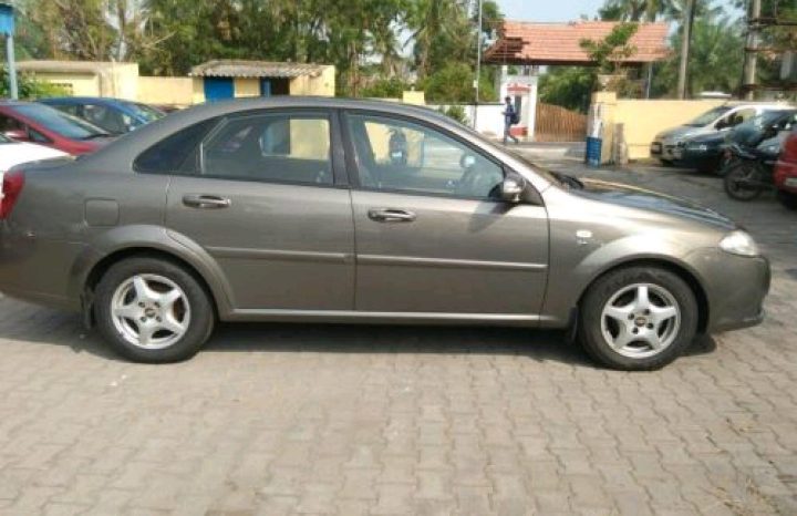 Chevrolet Optra Magnum 2.0 LT full