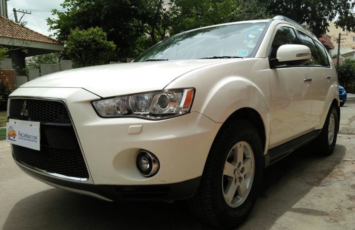 Mitsubishi Outlander 2.4 full
