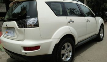 Mitsubishi Outlander 2.4 full