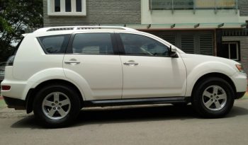 Mitsubishi Outlander 2.4 full