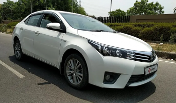 Toyota Corolla Altis 1.8 GL full
